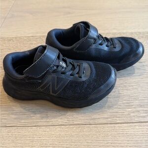 NEW BALANCE Kids 520 Sneakers Size 11